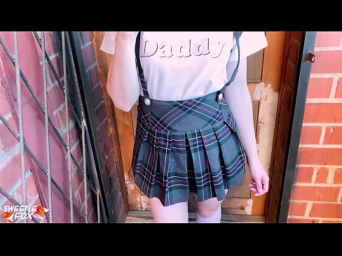 ❤️ Schoolgirl Sucks jej kutasa głęboko i fucks zamiast klas. Super sex at pl.porngameshub.ru